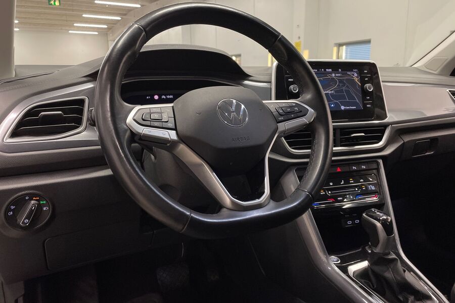 Volkswagen T-Roc vaihtoauto