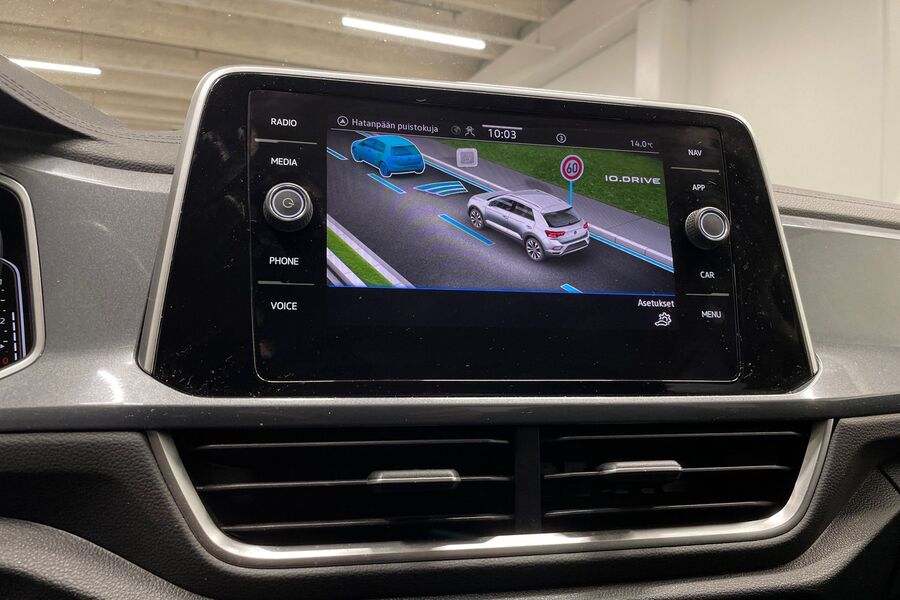 Volkswagen T-Roc vaihtoauto