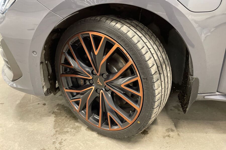 Cupra Leon Sportstourer vaihtoauto