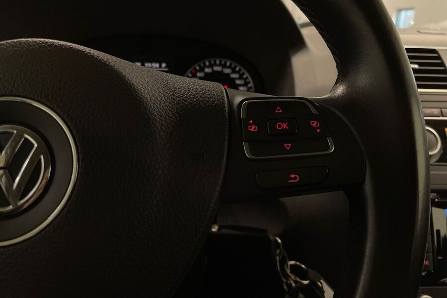 Volkswagen Touran vaihtoauto