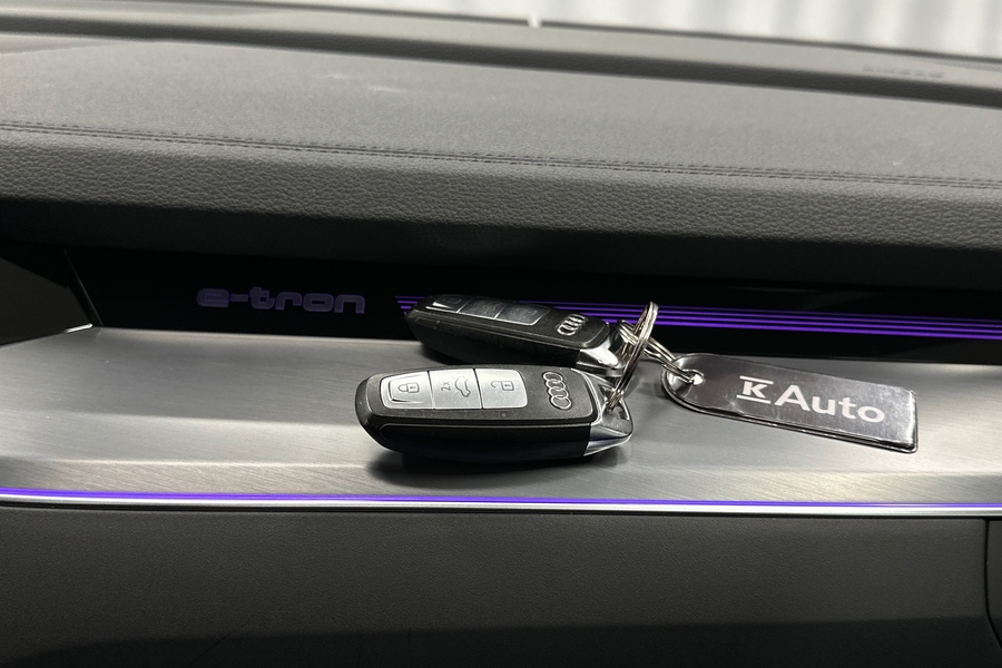 Audi e-tron vaihtoauto