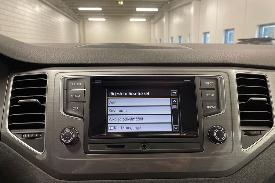 Volkswagen Golf Sportsvan vaihtoauto