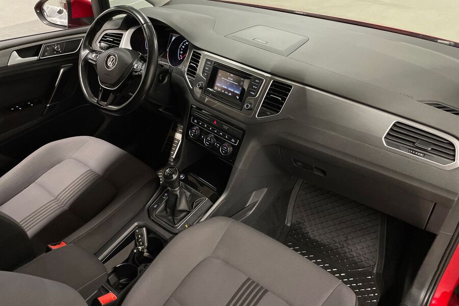 Volkswagen Golf Sportsvan vaihtoauto