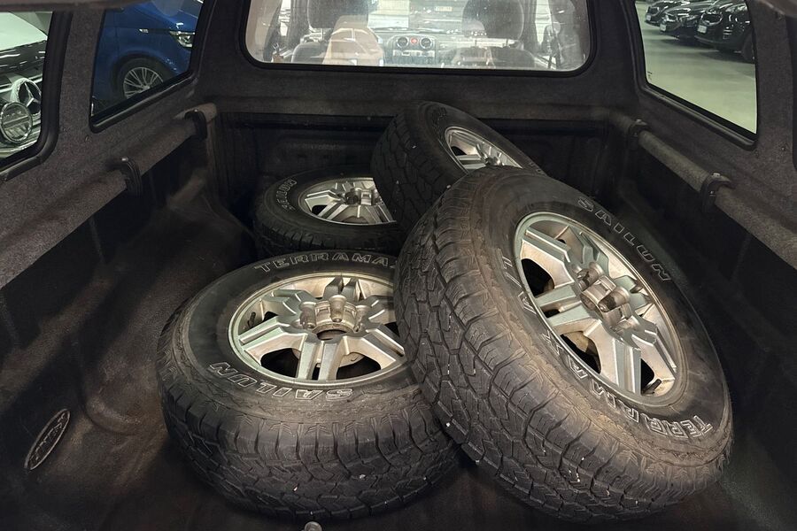 Isuzu D-Max vaihtoauto