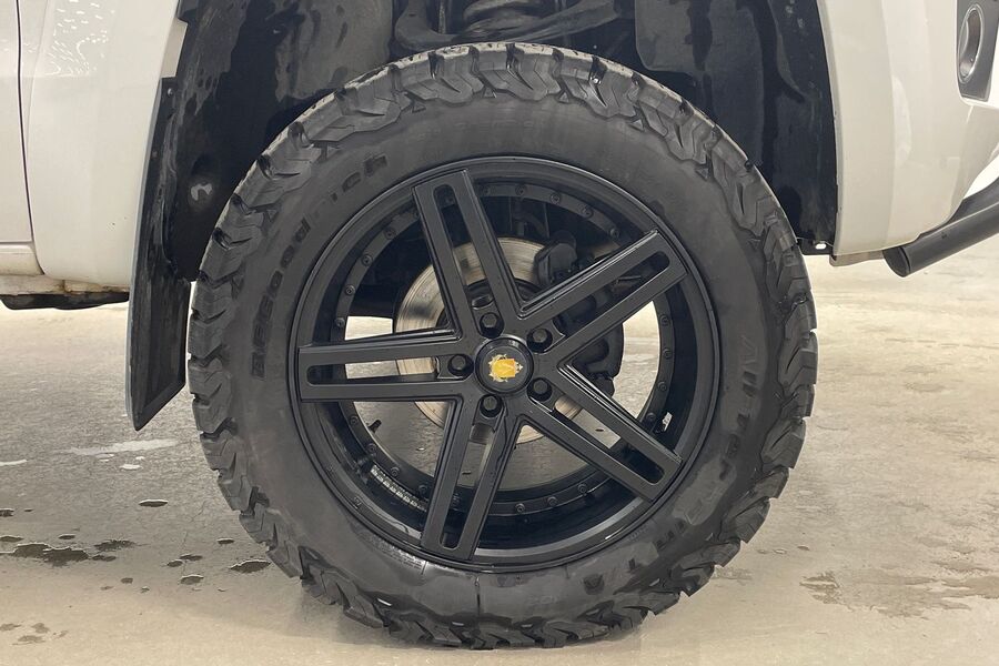 Volkswagen Amarok vaihtoauto