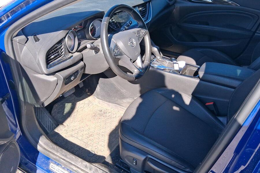 Opel Insignia vaihtoauto