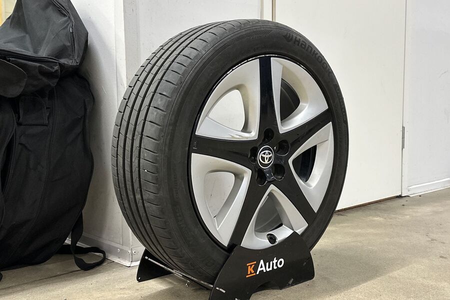 Toyota Prius vaihtoauto