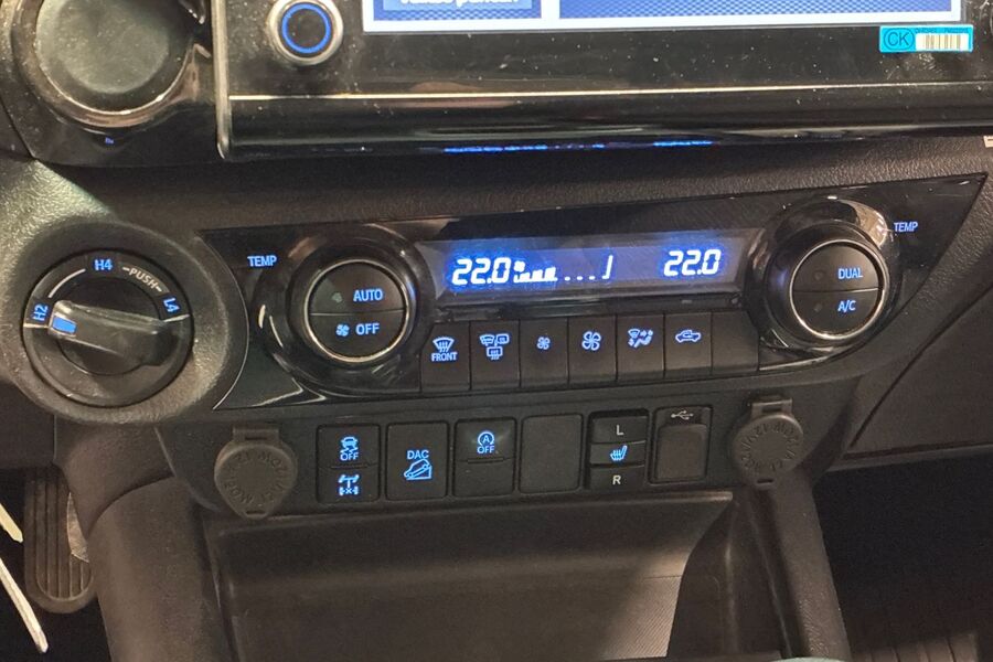 Toyota Hilux vaihtoauto