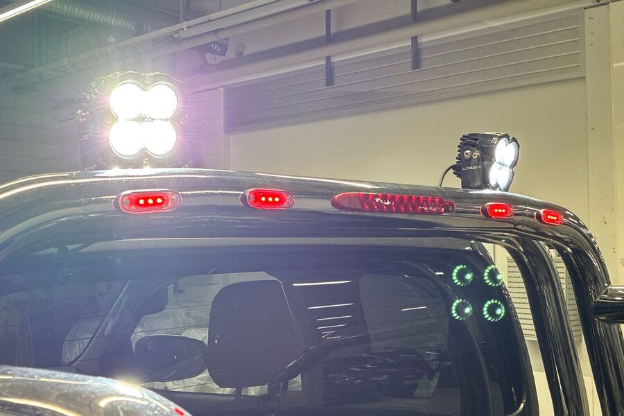 Toyota Hilux vaihtoauto