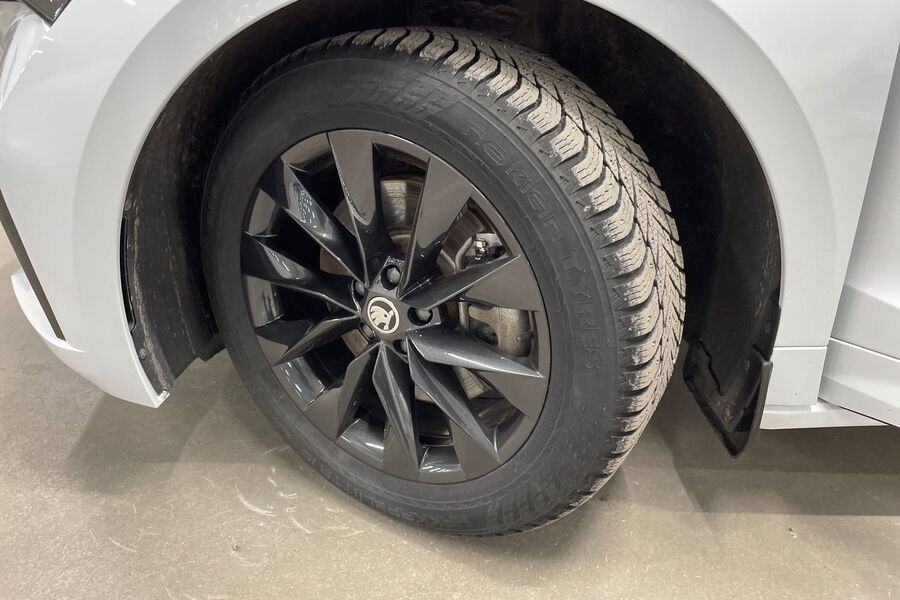 Skoda Enyaq vaihtoauto