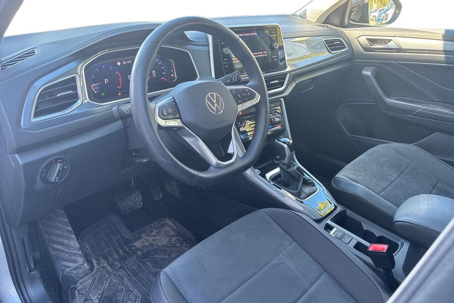 Volkswagen T-Roc vaihtoauto