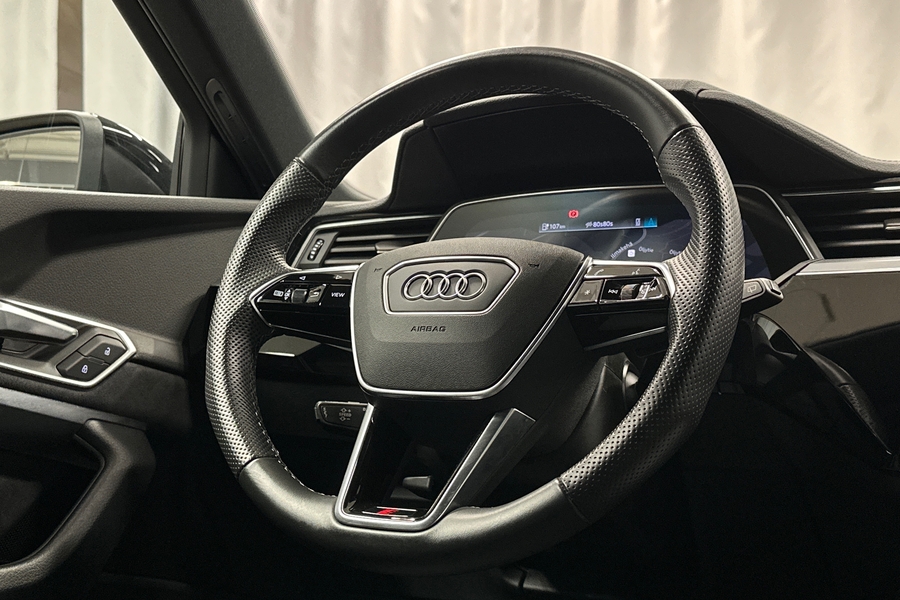 Audi e-tron vaihtoauto