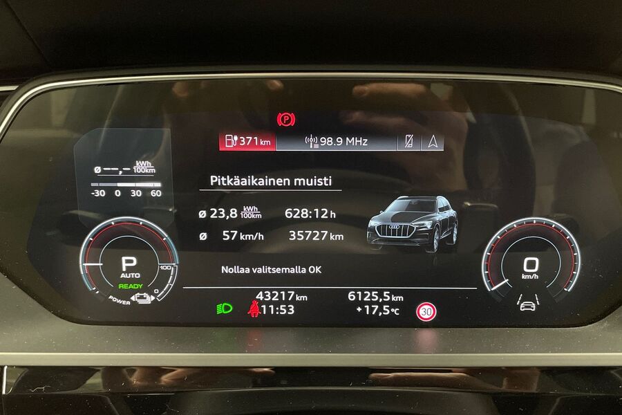 Audi e-tron vaihtoauto