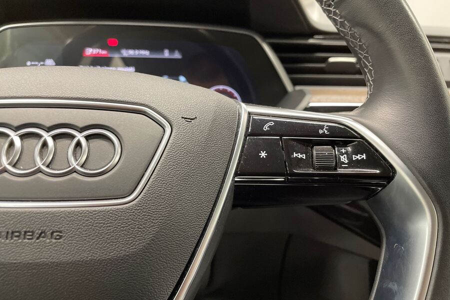 Audi e-tron vaihtoauto