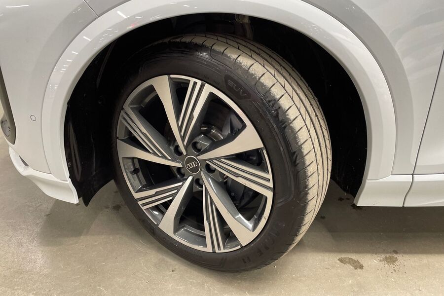 Audi SQ6 e-tron vaihtoauto