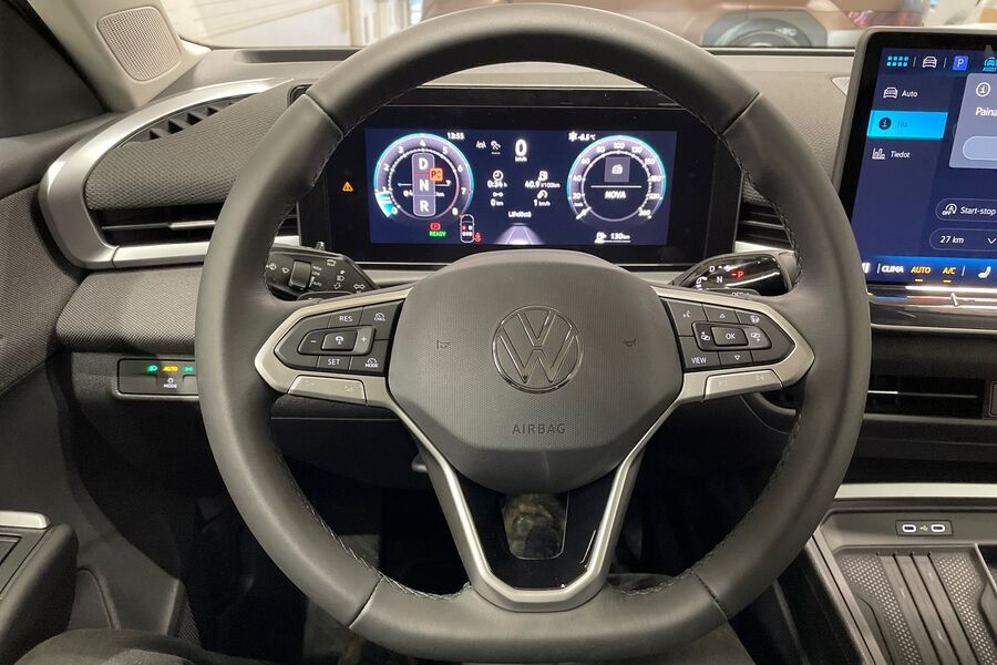 Volkswagen T-Roc vaihtoauto