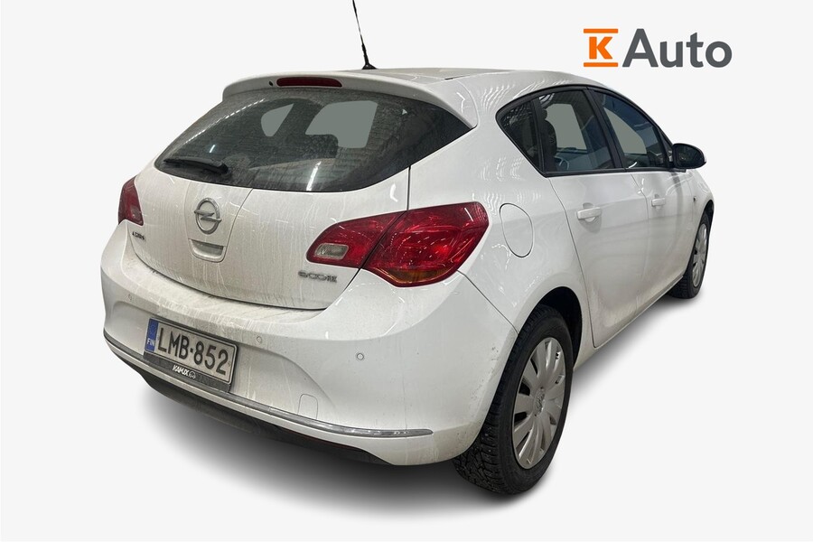 Opel Astra vaihtoauto