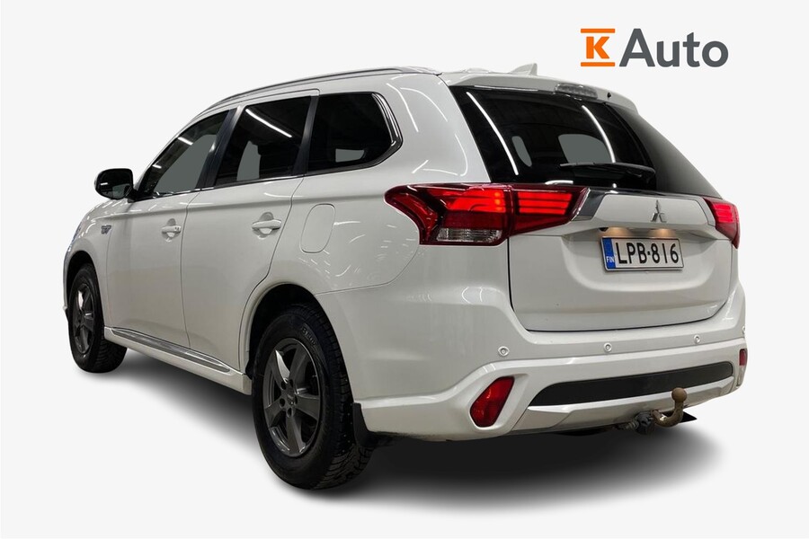 Mitsubishi Outlander PHEV vaihtoauto