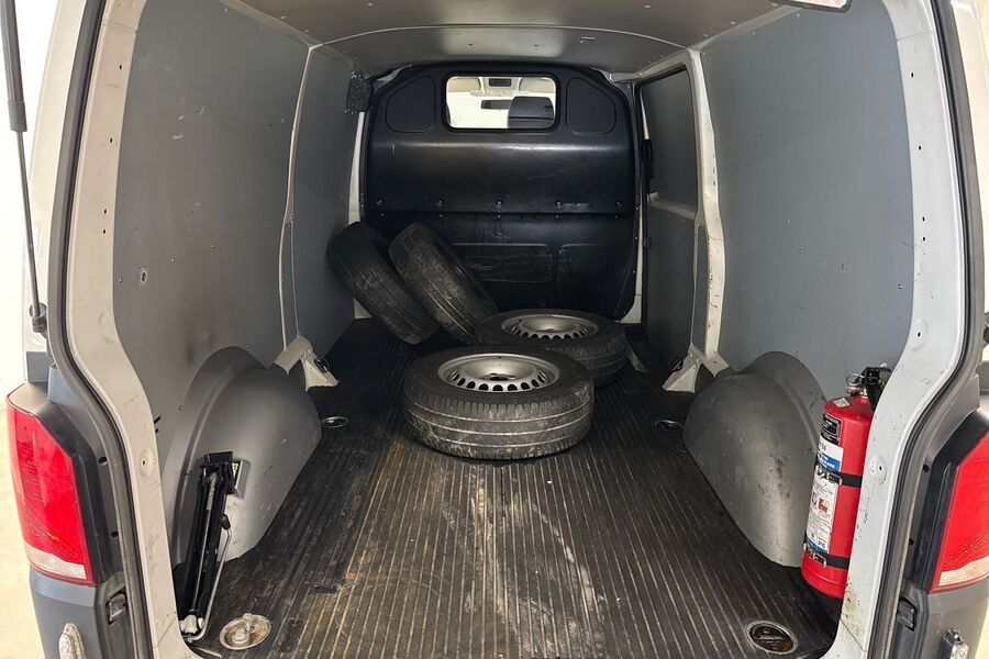 Volkswagen Transporter vaihtoauto