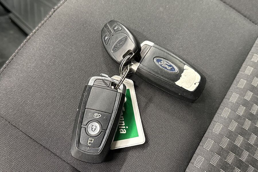 Ford Transit vaihtoauto