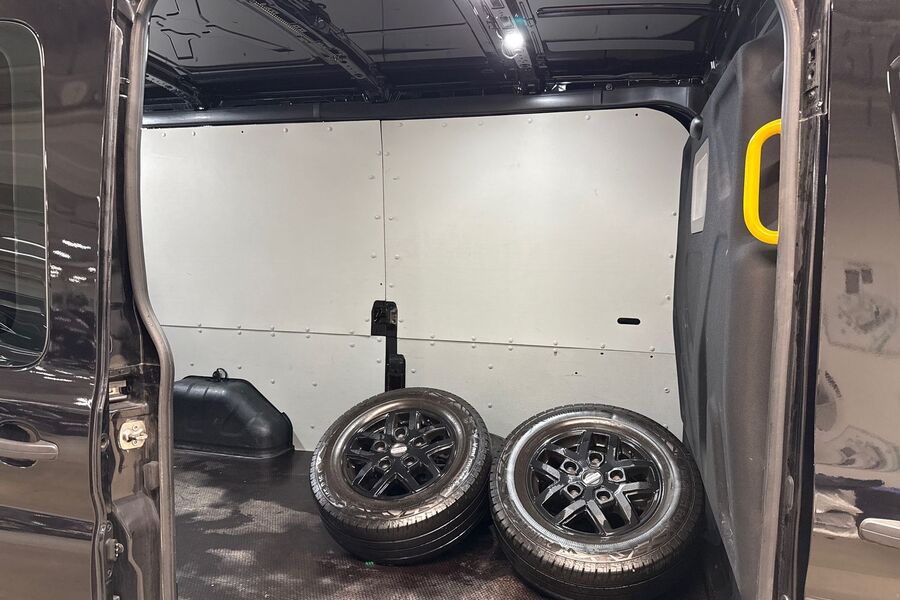 Ford Transit vaihtoauto