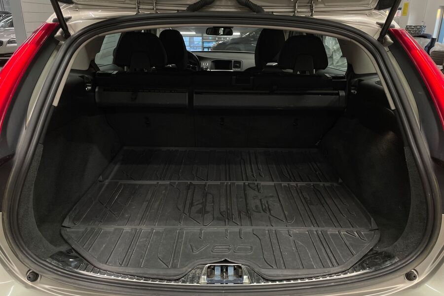 Volvo V60 vaihtoauto