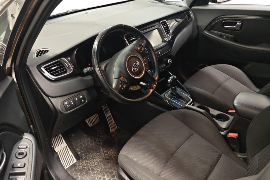 Kia Carens vaihtoauto