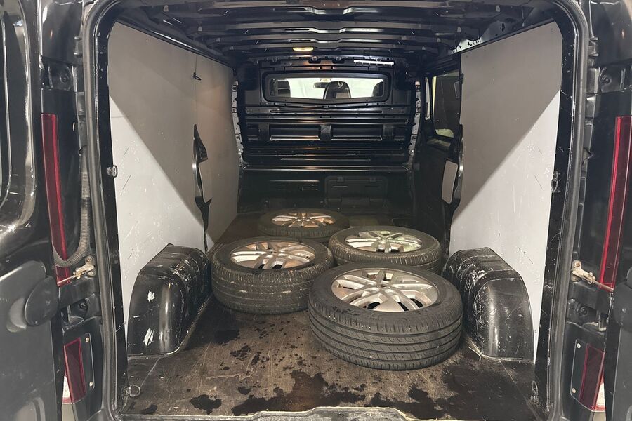 Renault Trafic vaihtoauto