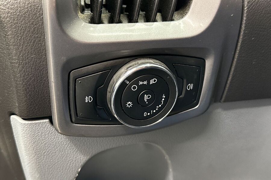 Ford Transit Custom vaihtoauto