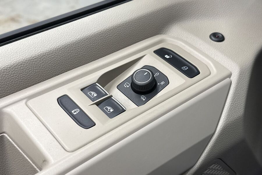 Volkswagen Multivan vaihtoauto