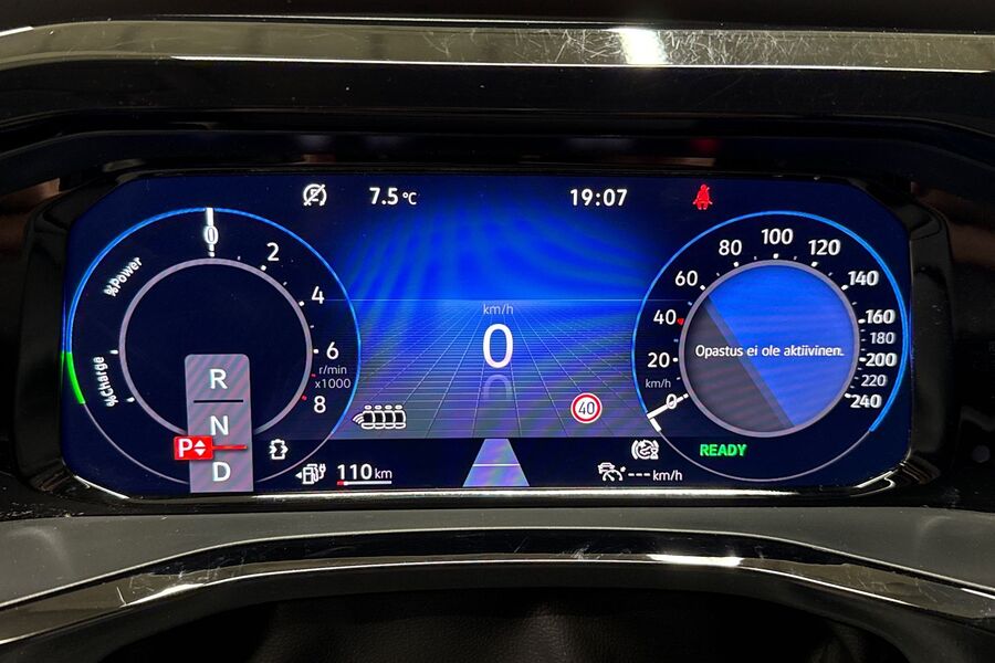 Volkswagen Multivan vaihtoauto