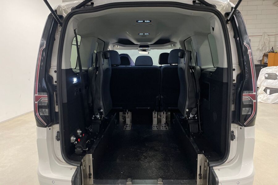 Volkswagen Caddy Maxi vaihtoauto