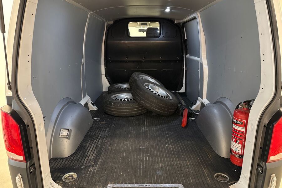 Volkswagen Transporter vaihtoauto