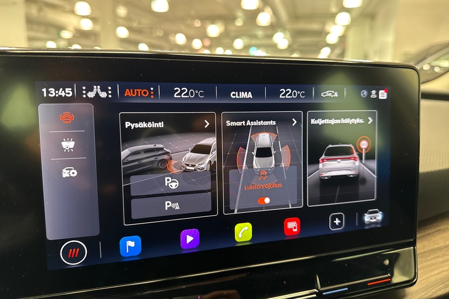 SEAT Leon Sportstourer vaihtoauto