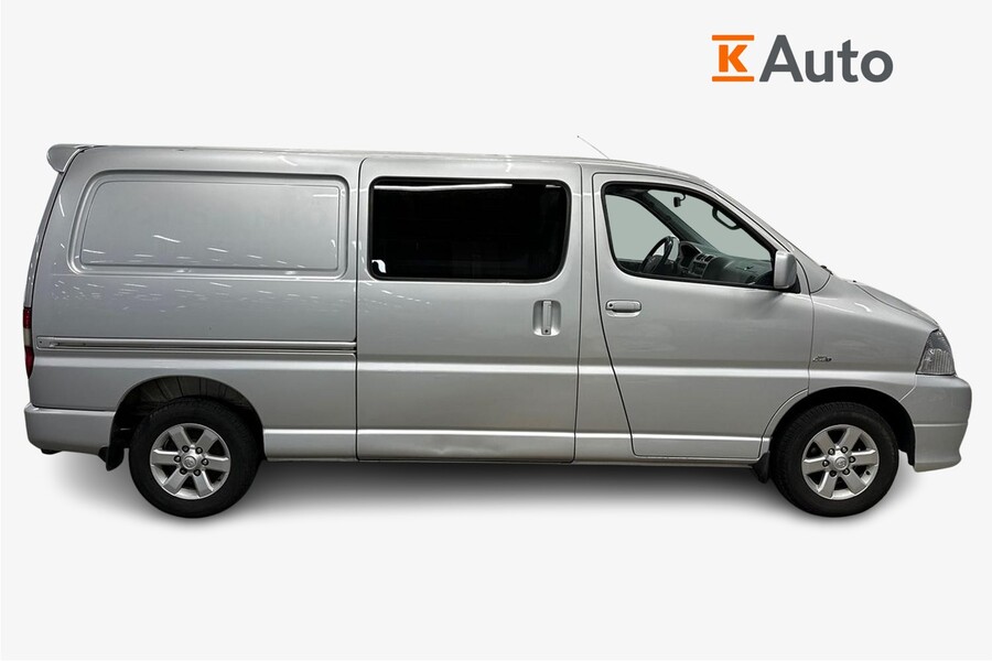 Toyota Hiace vaihtoauto