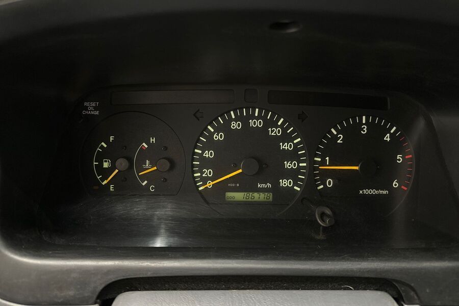 Toyota Hiace vaihtoauto