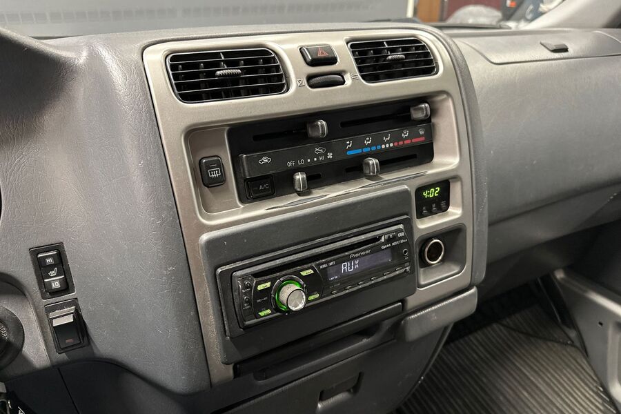 Toyota Hiace vaihtoauto