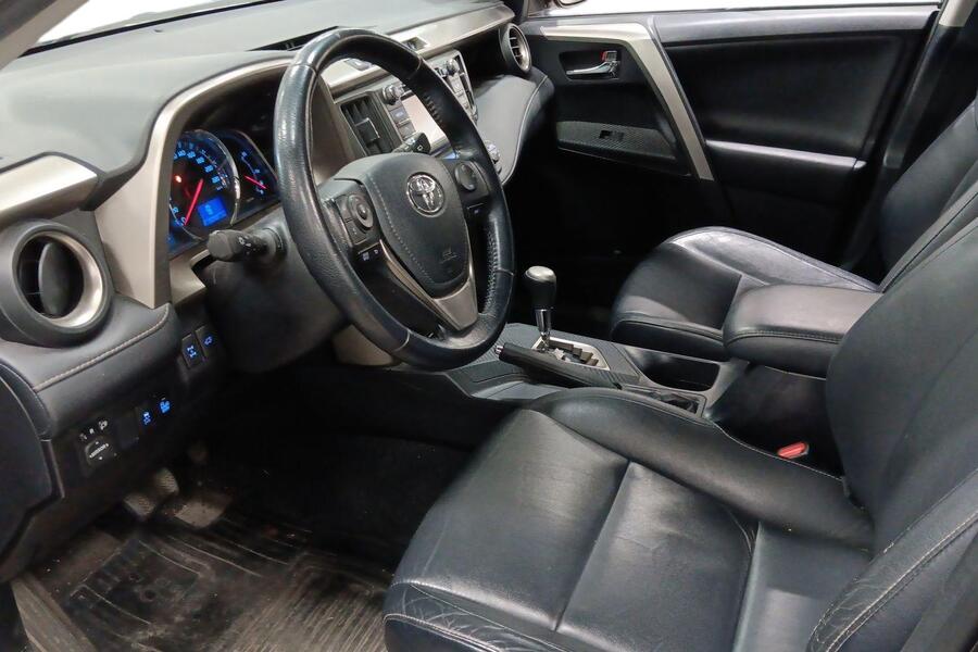 Toyota RAV4 vaihtoauto