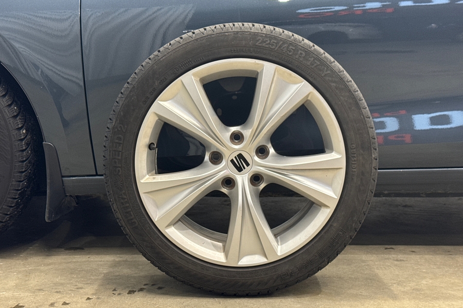 SEAT Leon Sportstourer vaihtoauto