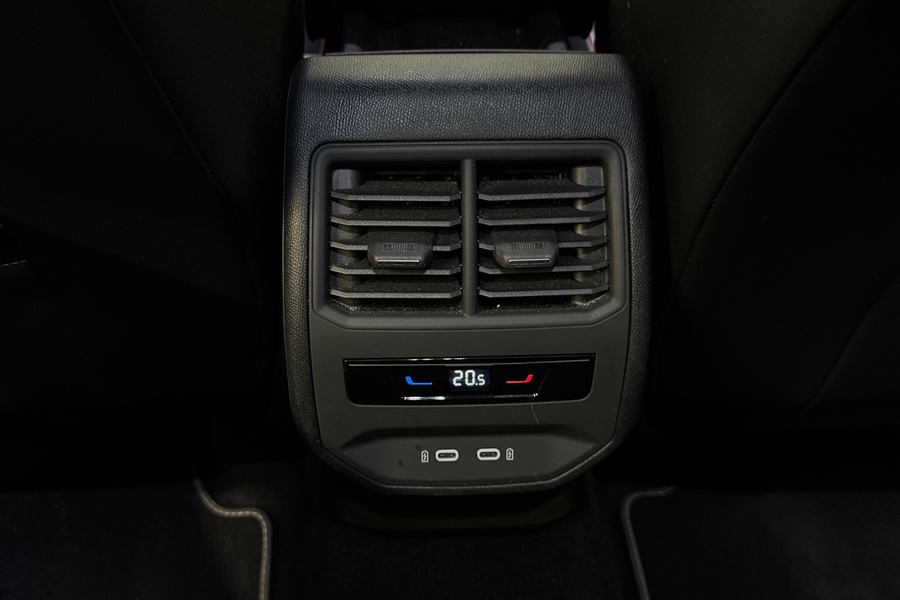 SEAT Leon Sportstourer vaihtoauto