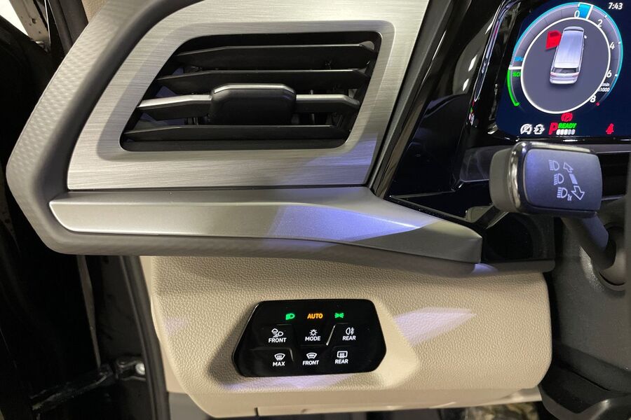 Volkswagen Multivan vaihtoauto