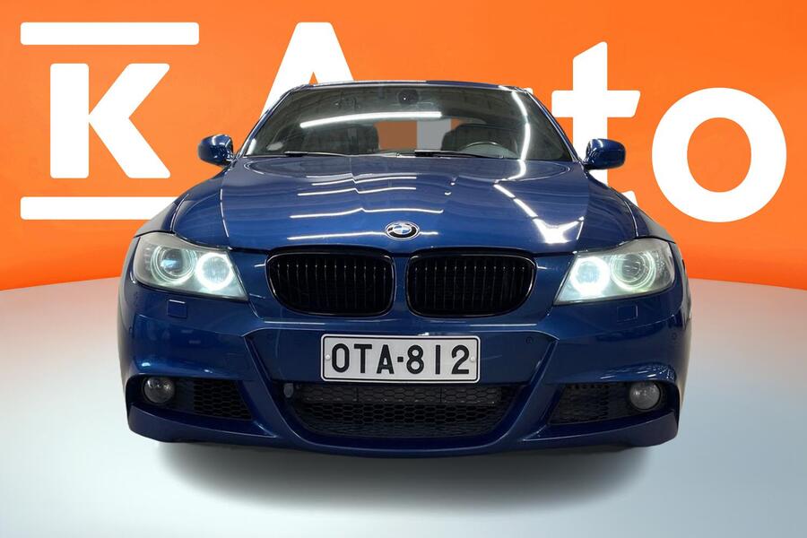 BMW 330 vaihtoauto