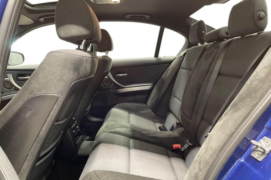 BMW 330 vaihtoauto