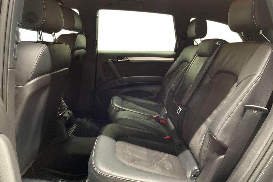 Audi Q7 vaihtoauto