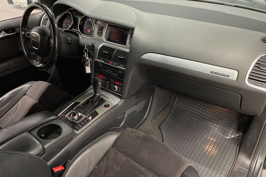 Audi Q7 vaihtoauto