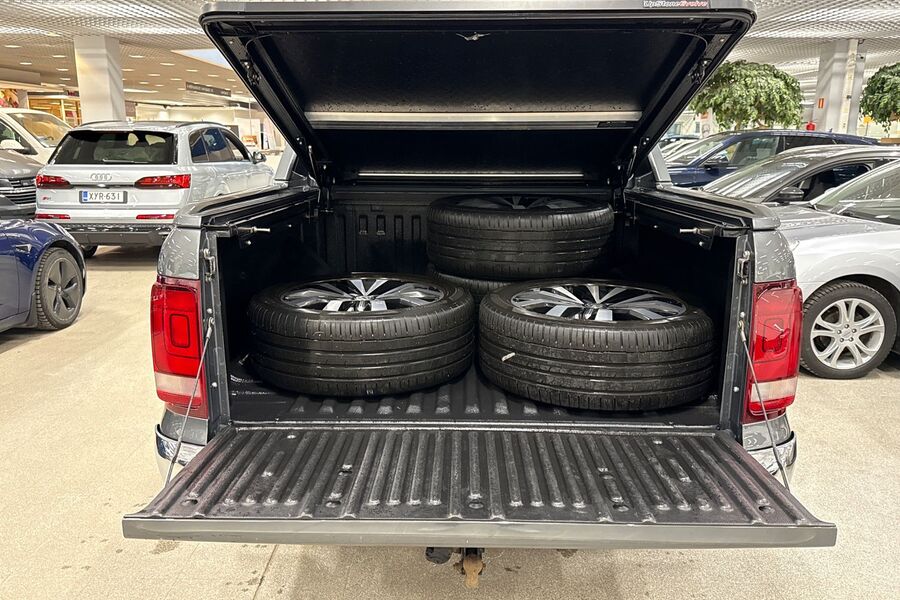 Volkswagen Amarok vaihtoauto