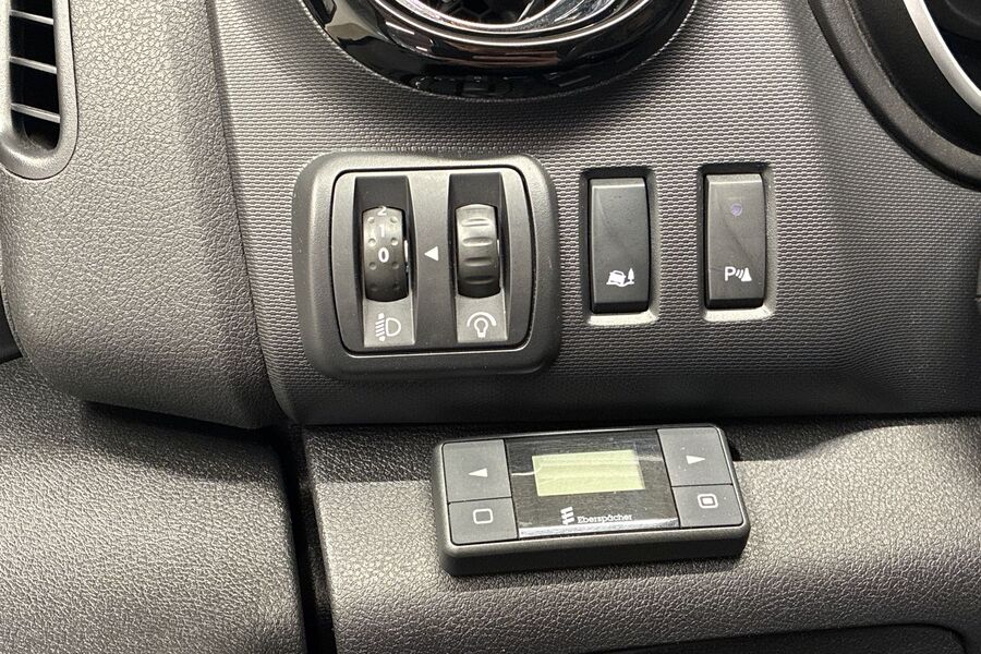 Opel Vivaro vaihtoauto