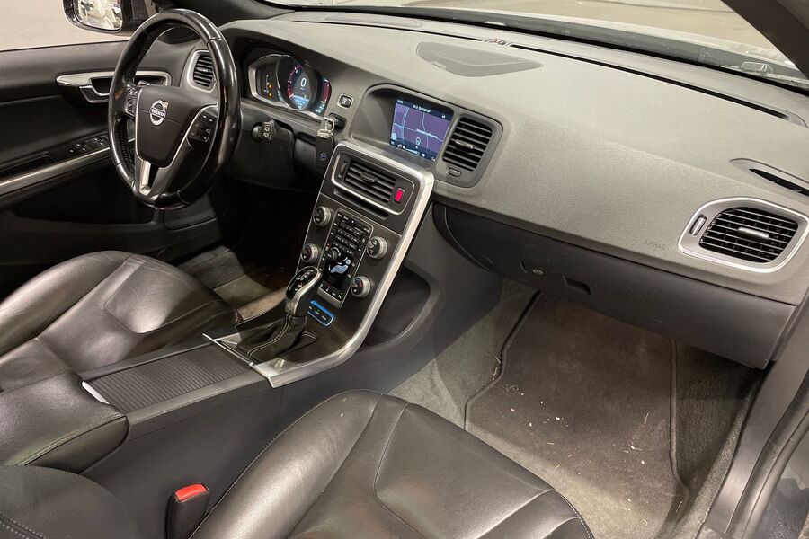 Volvo V60 vaihtoauto