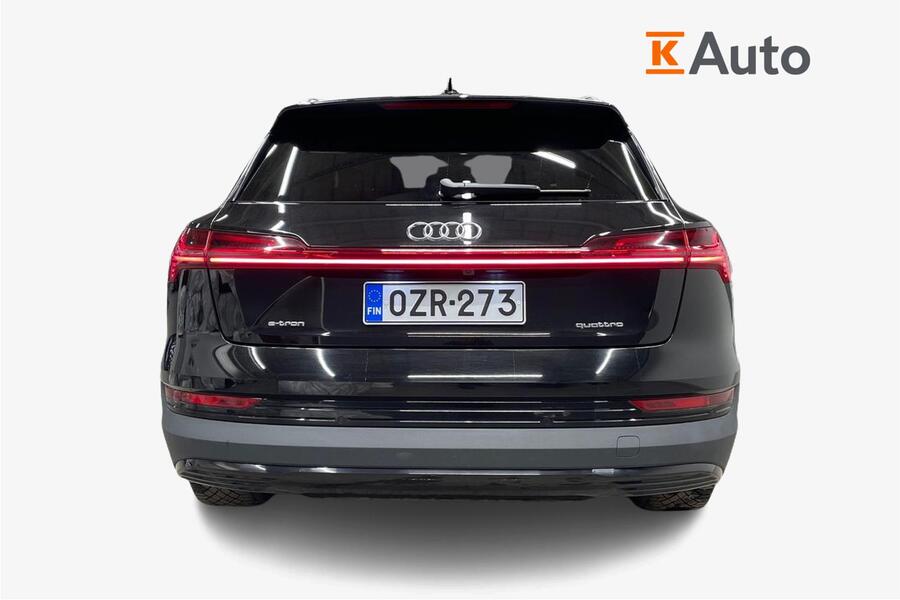 Audi e-tron vaihtoauto