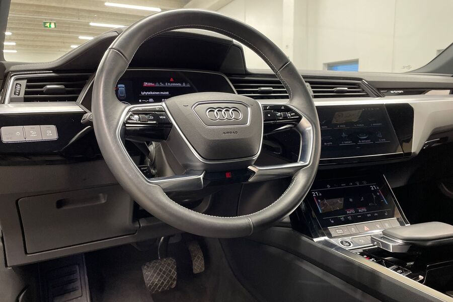 Audi e-tron vaihtoauto